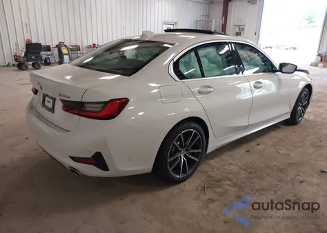 2021 BMW 330I xDrive из США, поврежденный, VIN 3MW5R7J08M8B81988